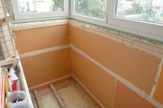 Внутренняя теплоизоляция стен в  панельных  домах